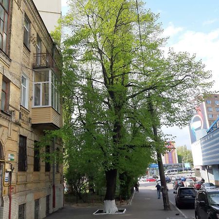 1 Stop From Railway Station Apartment Kiev Luaran gambar