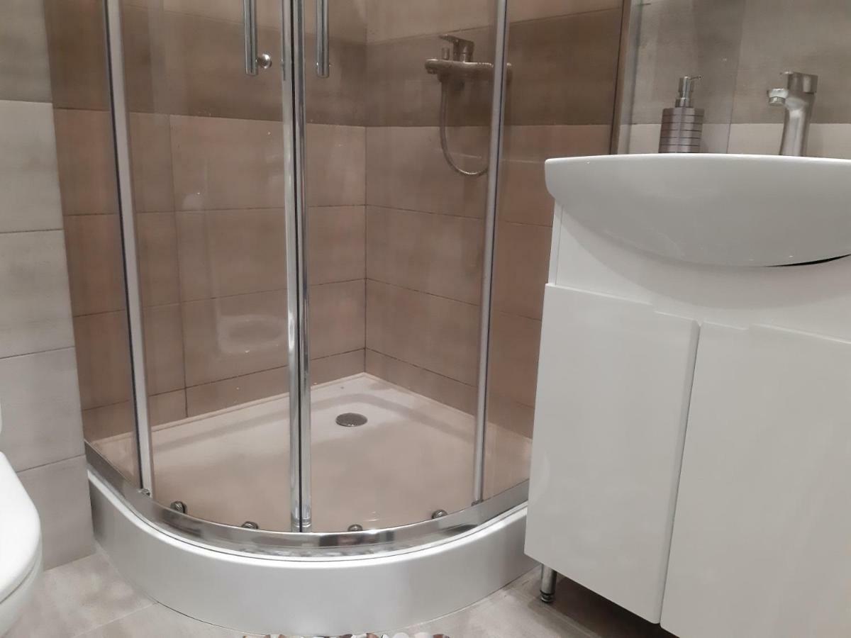 1 Stop From Railway Station Apartment Kiev Luaran gambar