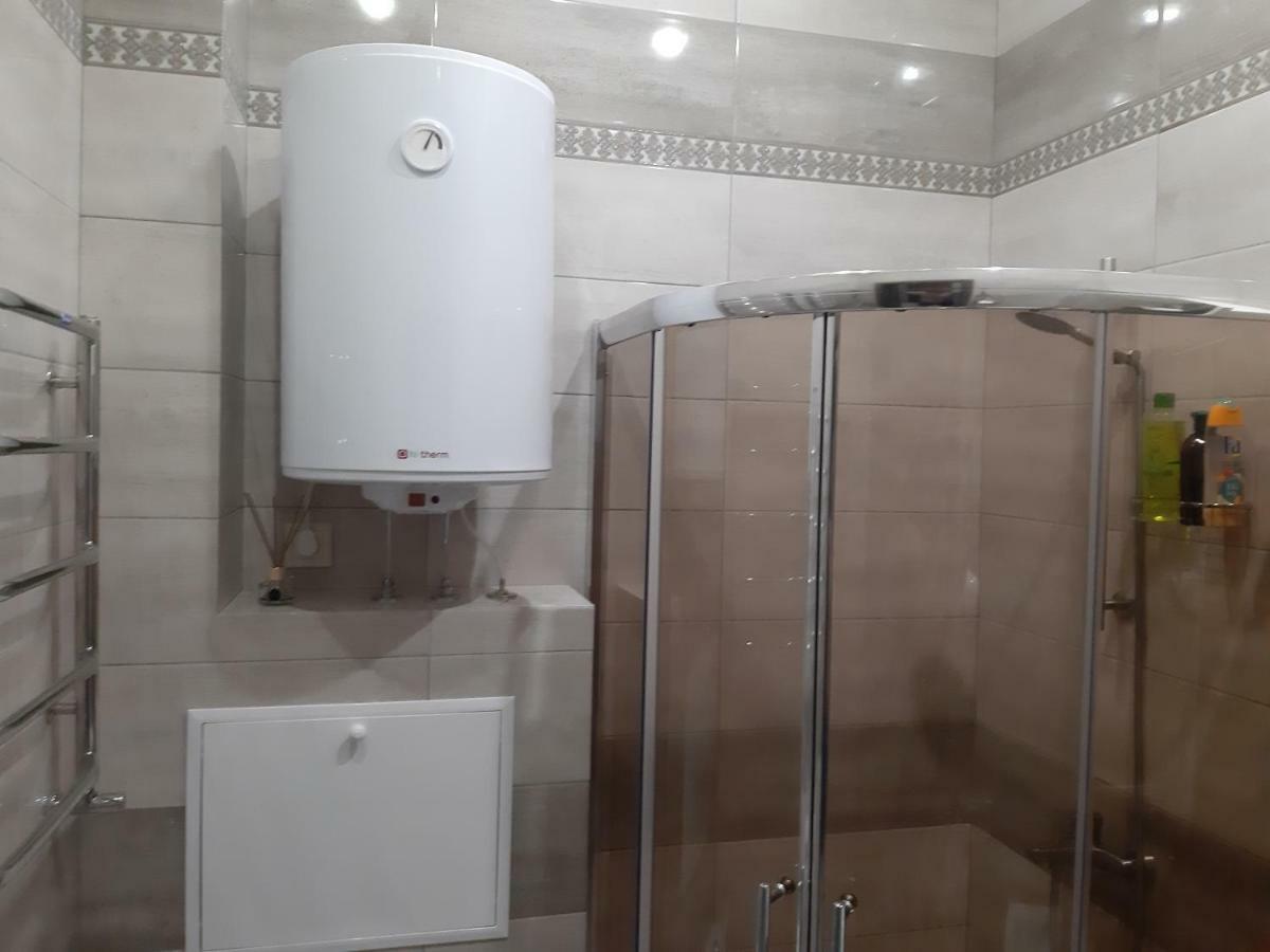1 Stop From Railway Station Apartment Kiev Luaran gambar